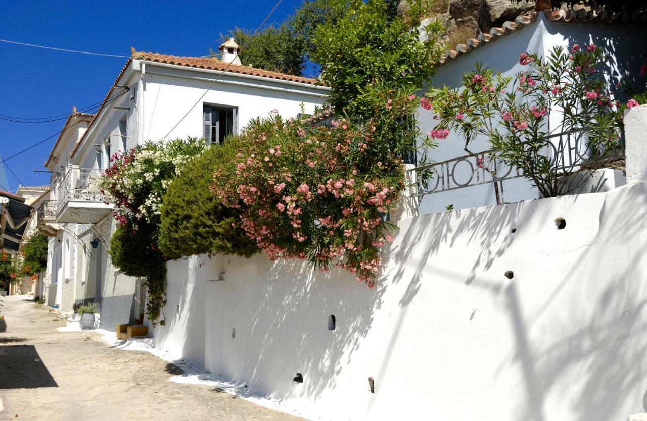 Sto Roloi Island Houses Poros Town Exteriör bild