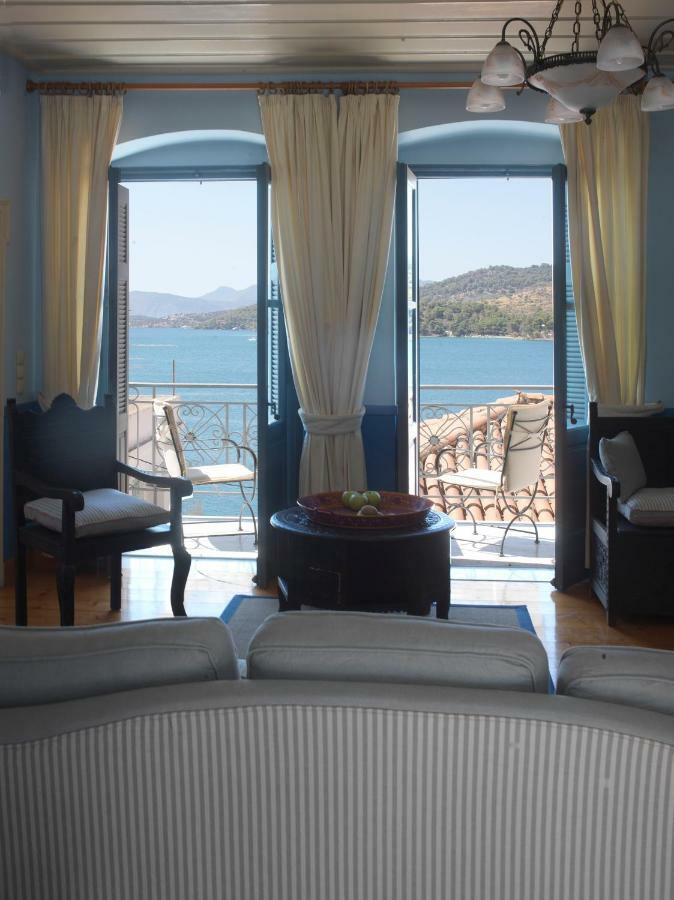 Sto Roloi Island Houses Poros Town Exteriör bild